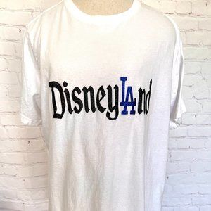 Unique Disneyland LA Dodgers Tshirt - Size Large/Xlarge